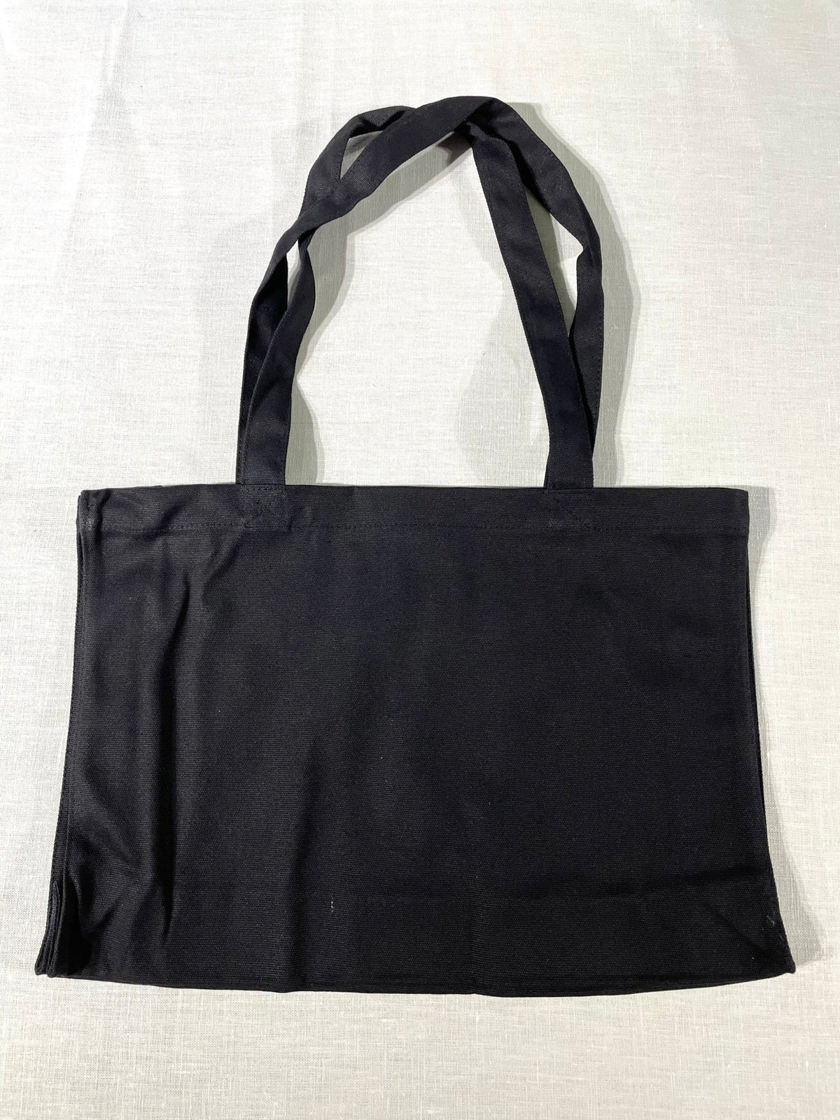 Canvas Shoulder Bag – front view